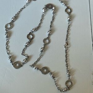 Elegant Silver Necklace